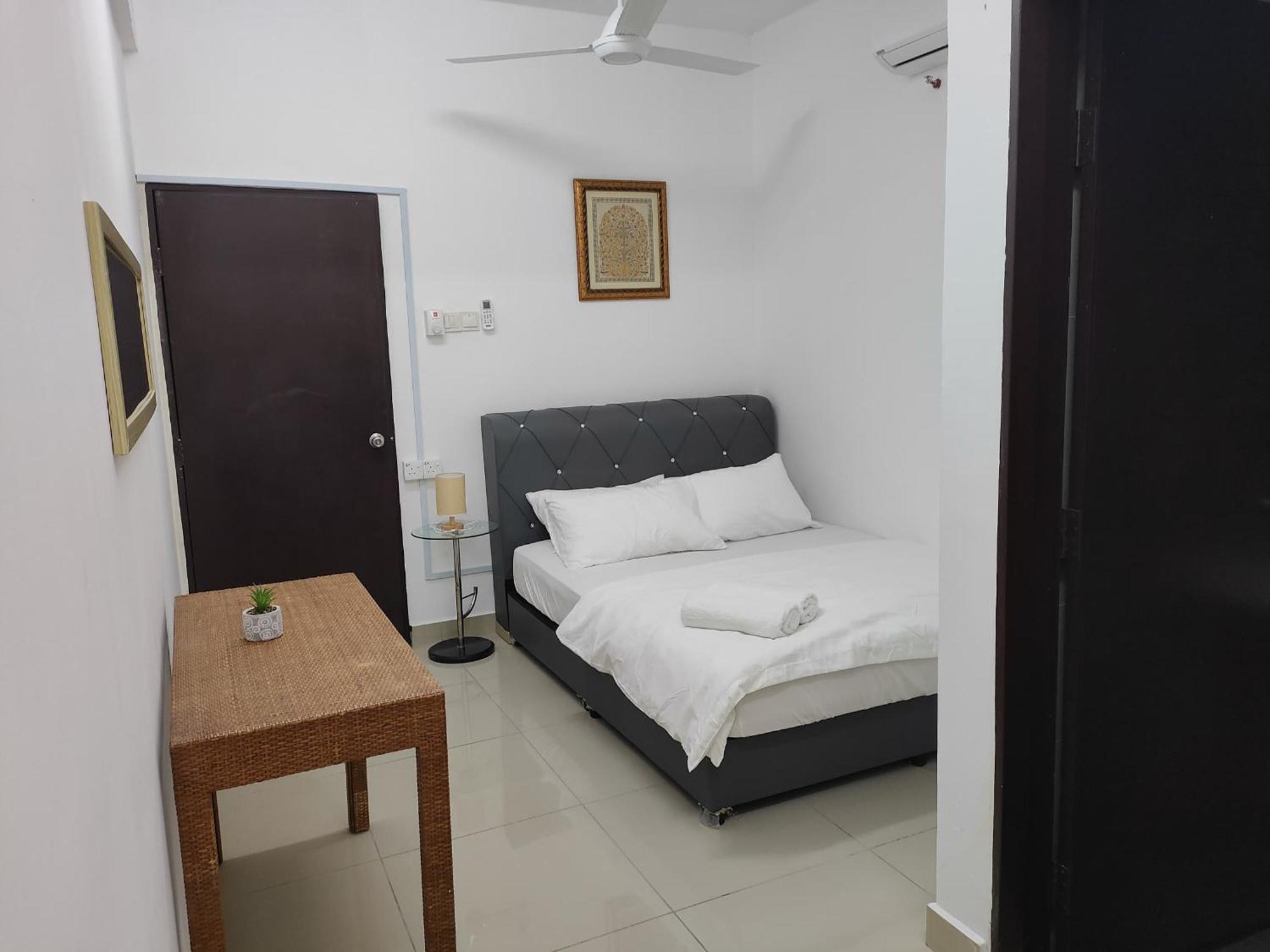 Adeen'S Suria Suite, Hotel Mutiara Gua Musang Exterior foto